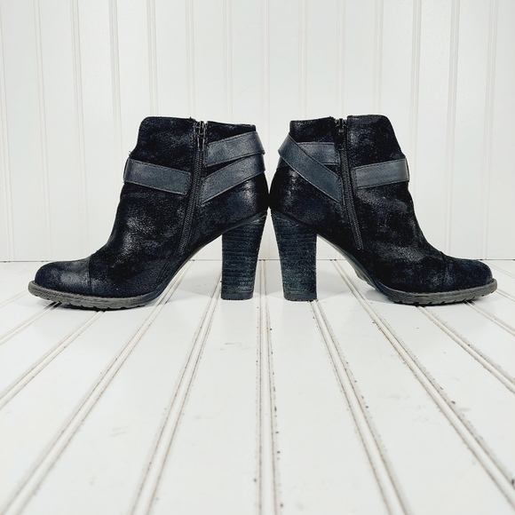 Crown Vintage Black Faux Suede Zip Up Block High Heel Ankle Booties K627 - Picture 7 of 13